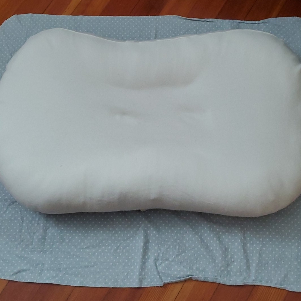 Snuggle me lounger with 4 covers